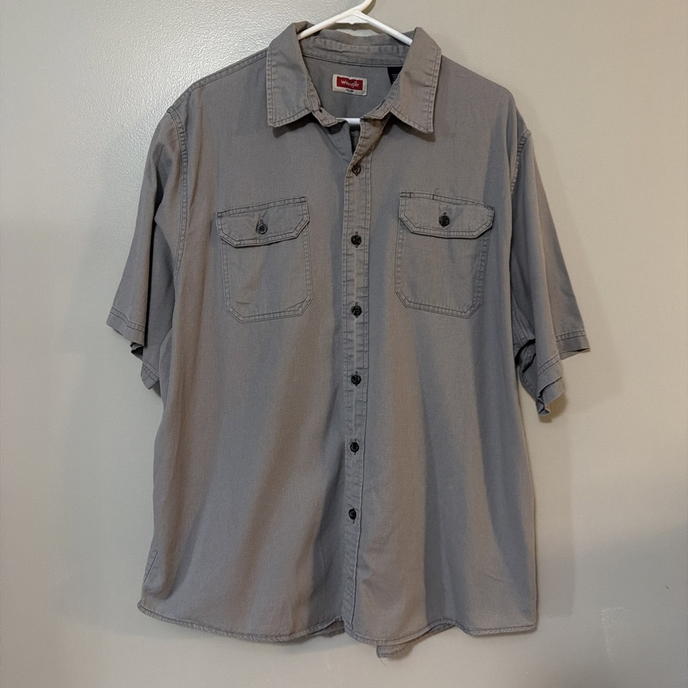 Wrangler Mens Grey button-down shirt XL Workshirt Shortsleeve
